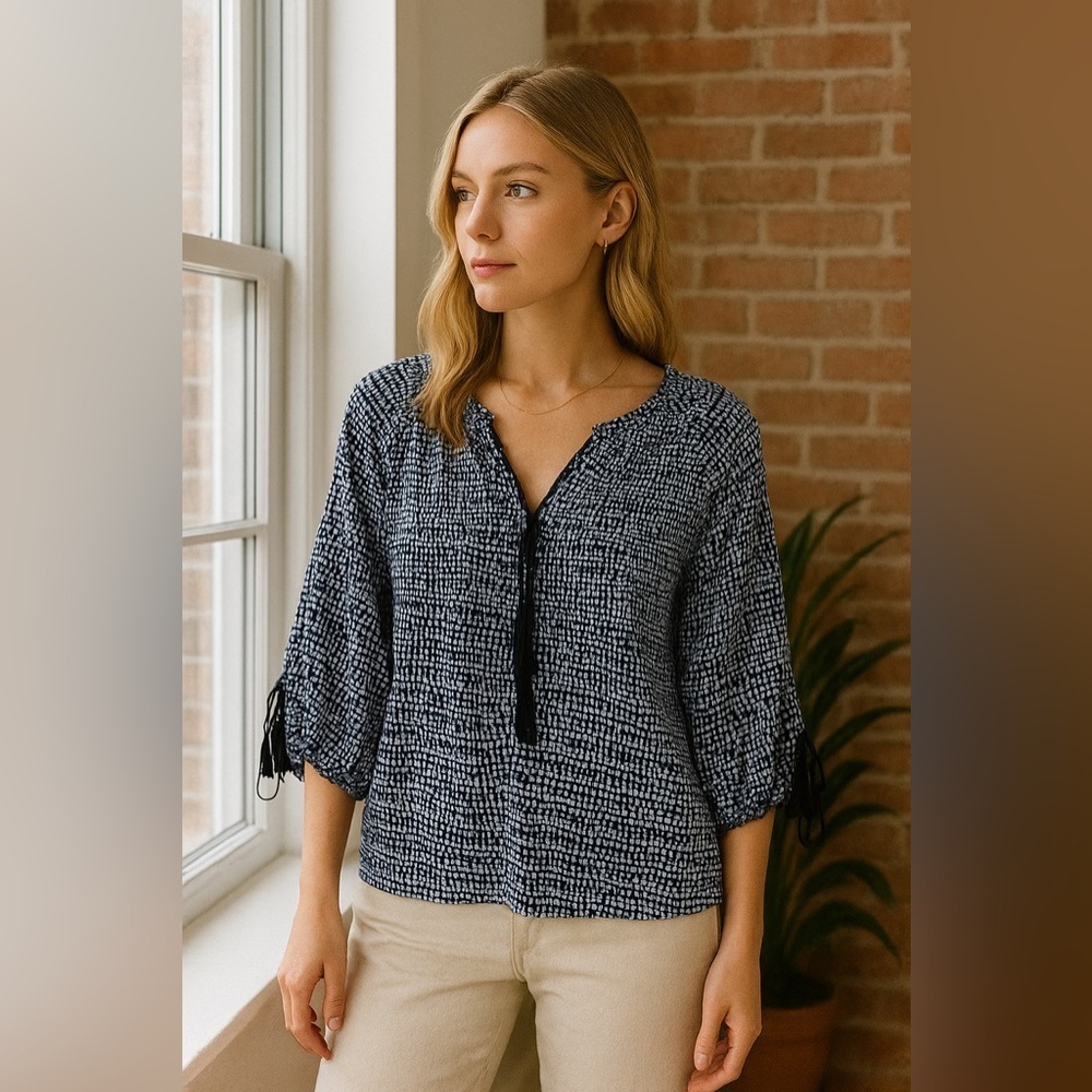 J. Crew Peasant Boho Style Tassel Details Vneck Top Blouse Blue White size 8